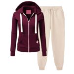 Stylish 2-Piece Hooded Sweatsuit & Tracksuit Set for Comfort and Performance
